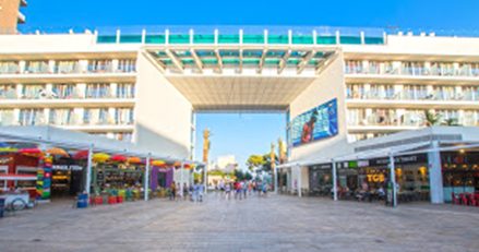 CC Momentum Plaza, Magaluf